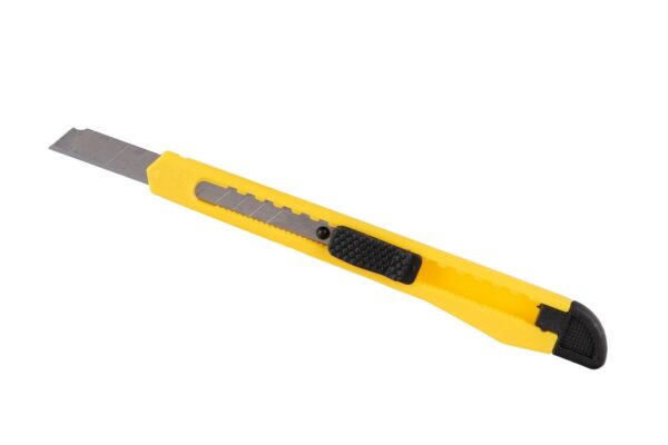 Plastiku parandus komplekt 50W 200 klambriga